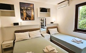 Apartment Mirna